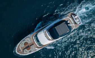 Monte Carlo Yachts 86 (2015)