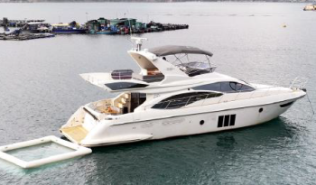 2011 Azimut 58