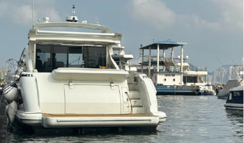 2008 Azimut 62s