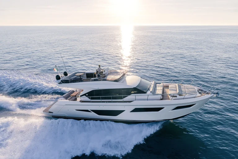 FerrettiYachts_580_External-0000